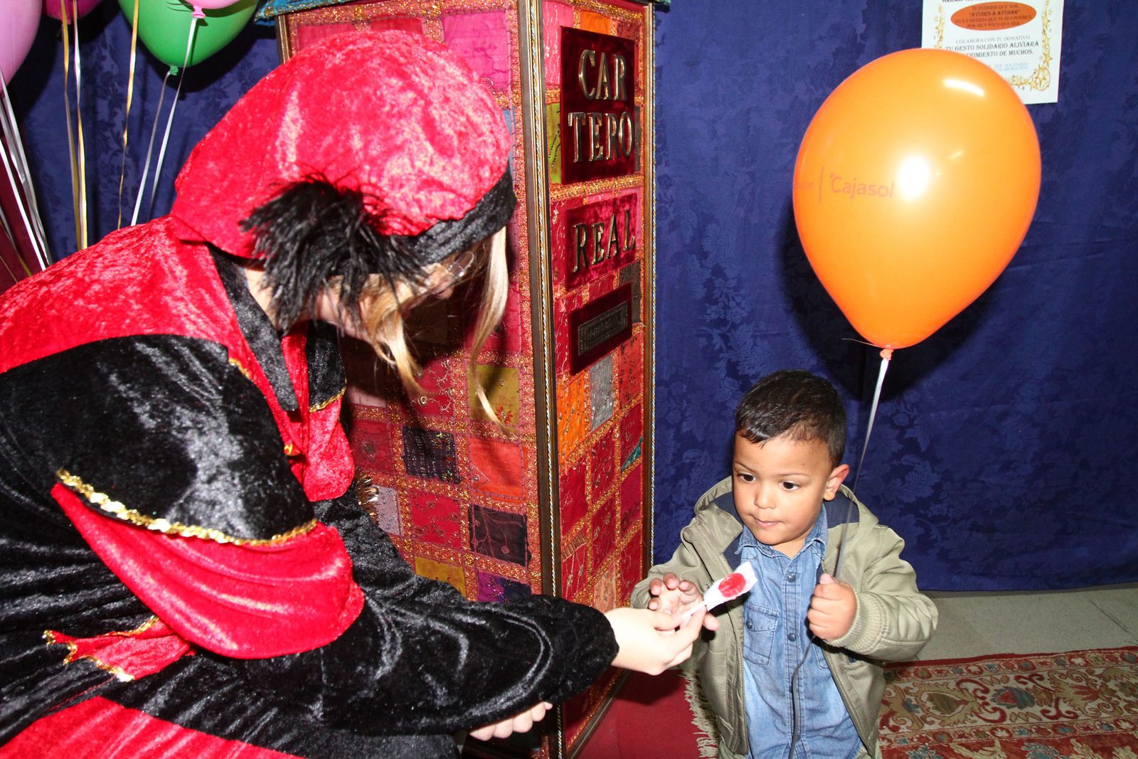 Entrega de cartas al Cartero Real de los Reyes Magos