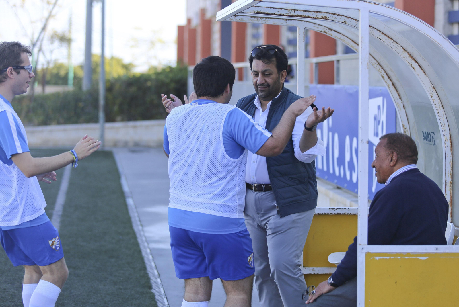 Las fotos del jeque Al-Thani con el Málaga Genuine
