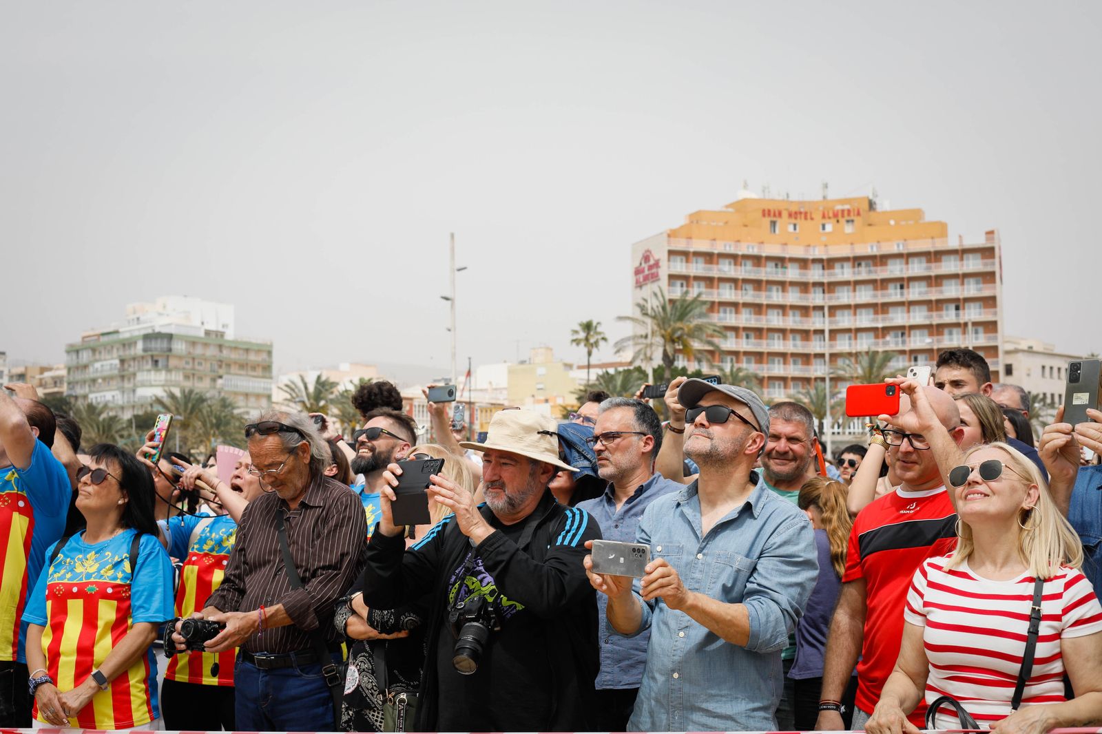 Las mejores imágenes de la "Globotá" en las fallas de Almería