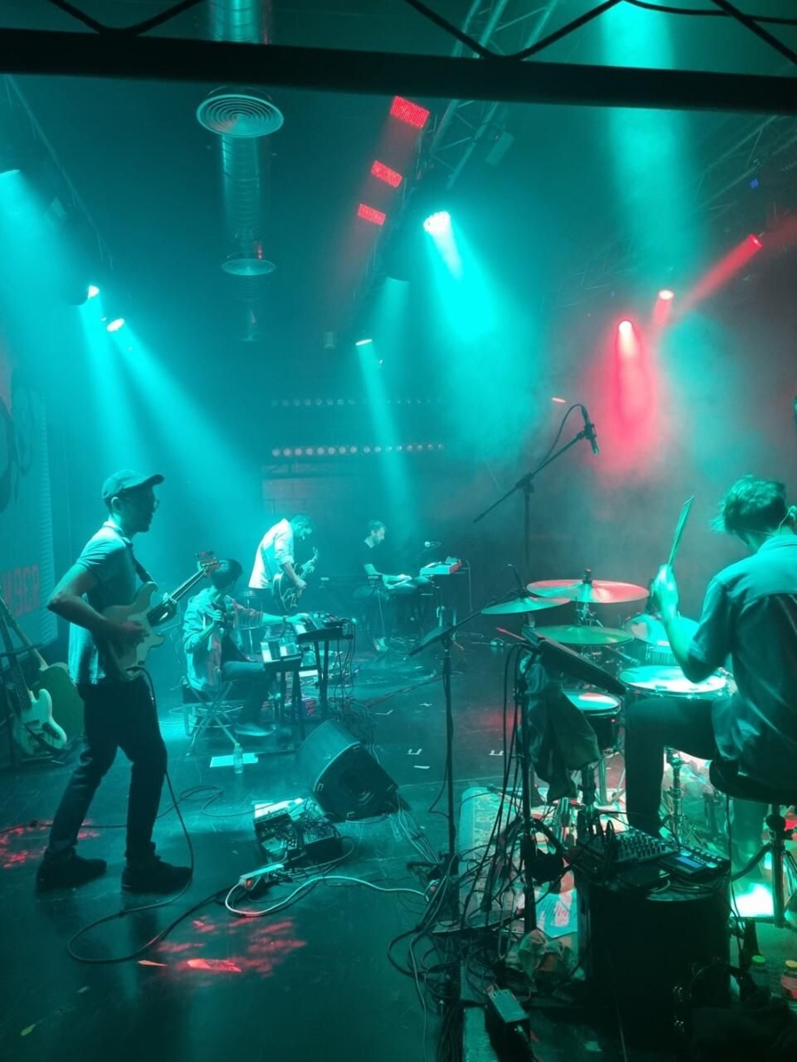 Red Passenger homenajean el mítico ‘Mother Earth’s’ de Garson con su nuevo álbum