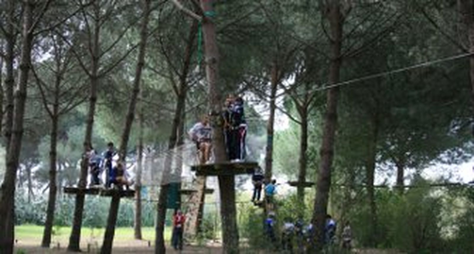 El parque de La Corchuela suele ser usado para actividades extraescolares.