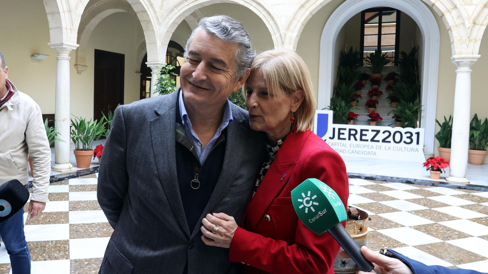 El consejero Sanz acude a la vacunación contra la gripe en Jerez
