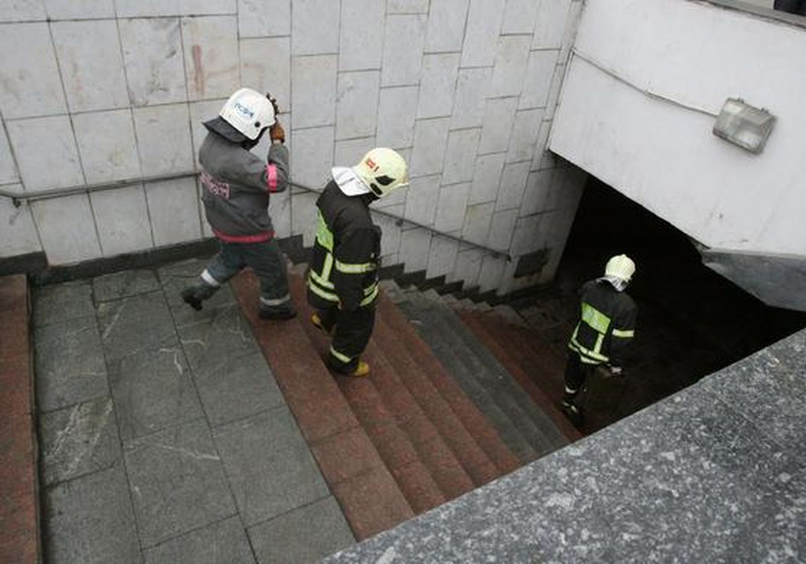 Un doble atentado provoca una matanza en el metro de Moscú. / AFP