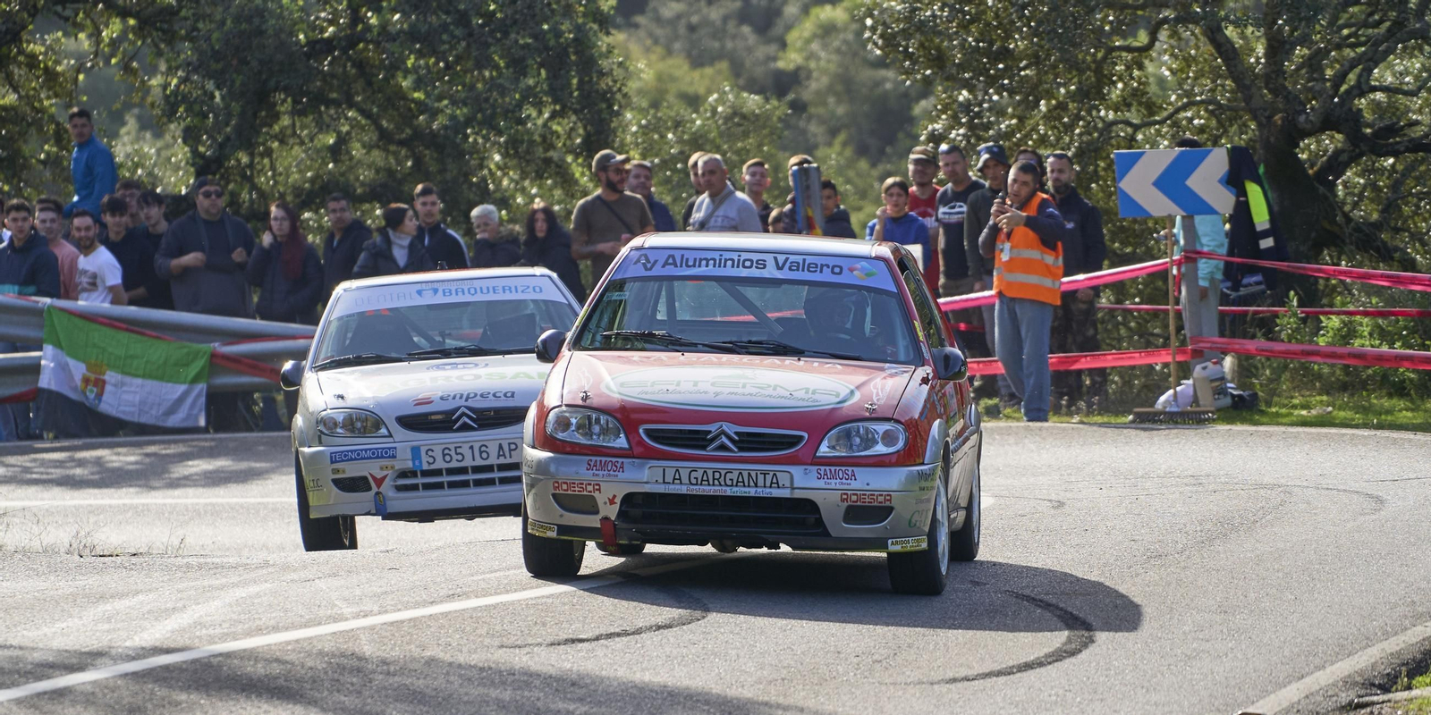 Dos de los participantes en la Subida a Trassierra, en la primera pasada de la prueba.