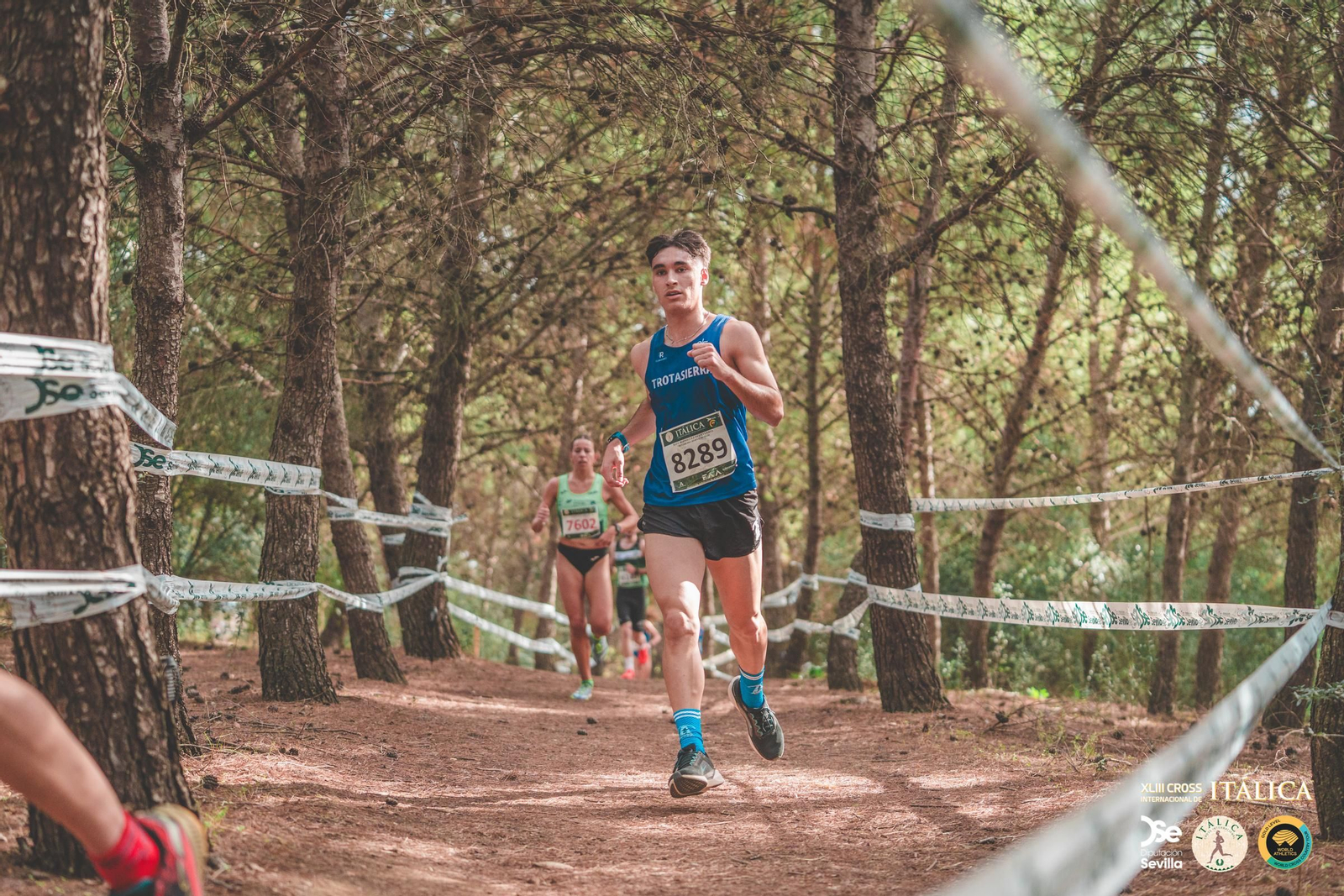 Búscate en las fotos del Cross de Itálica 2025 | 4