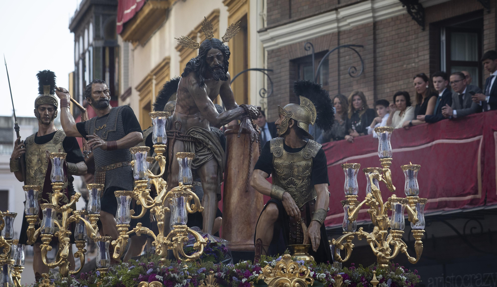 Las imágenes del Santo Entierro Grande por la Campana