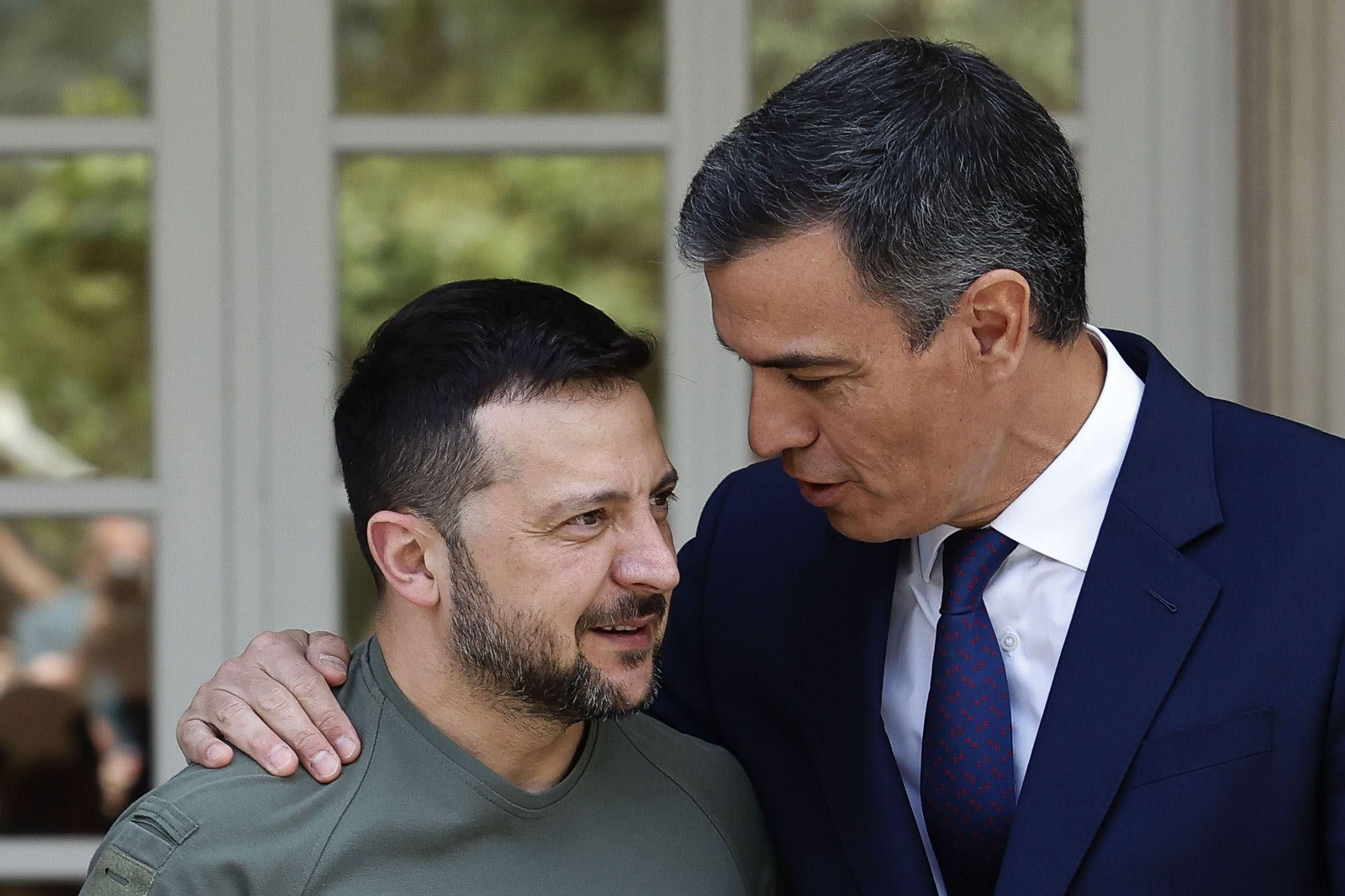 Pedro Sánchez y Volodimir Zelenski.