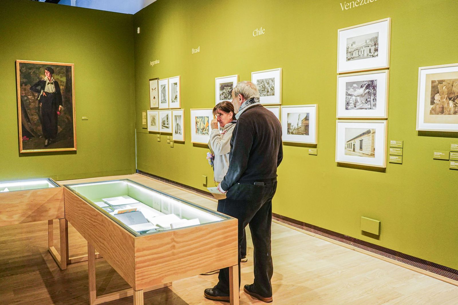 Galería | Así ha sido la apertura de la muestra 'Américo Castro y su tiempo' en Granada