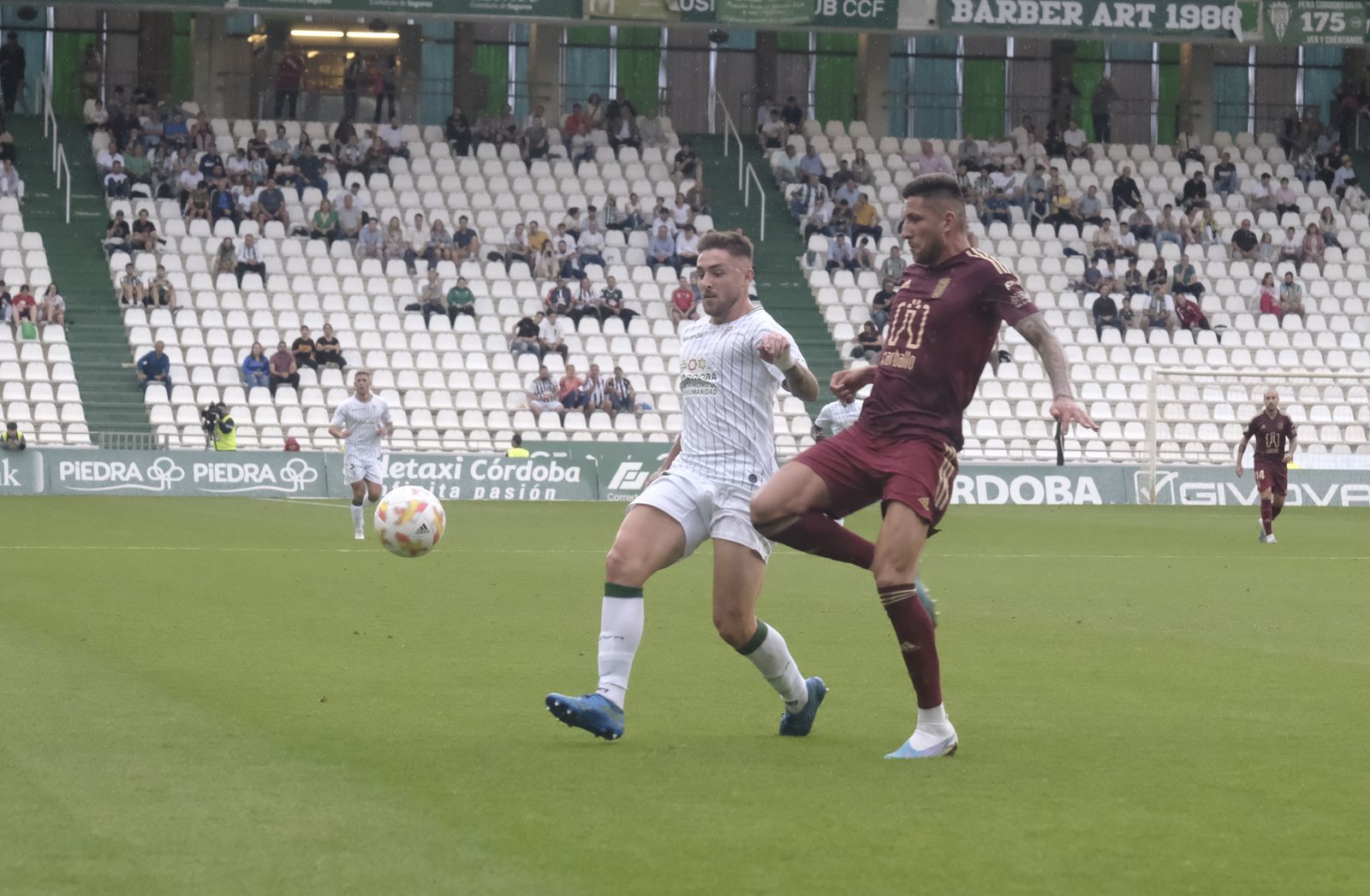 Las mejores fotos del ambiente en El Arcángel en el Córdoba CF - Badajoz