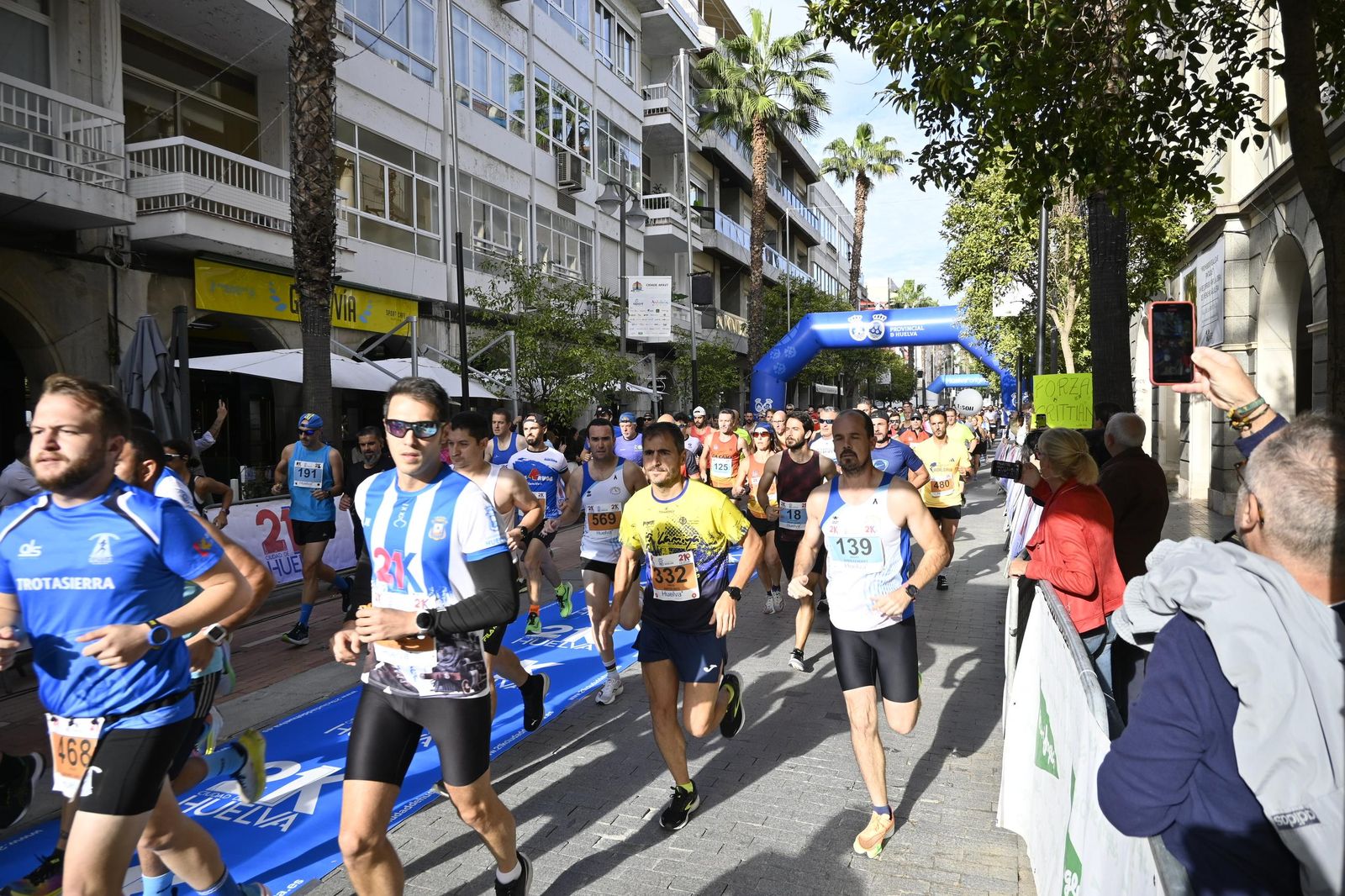 Imágenes de la Carrera 21K en Huelva