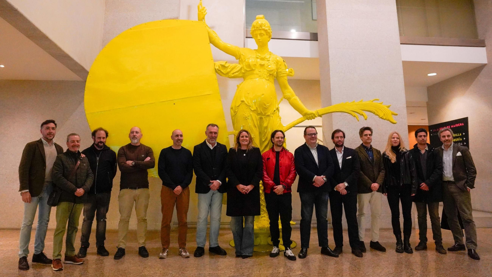 Representantes de instituciones, organización y artistas vinculados al Femás'26 en el Espacio Turina