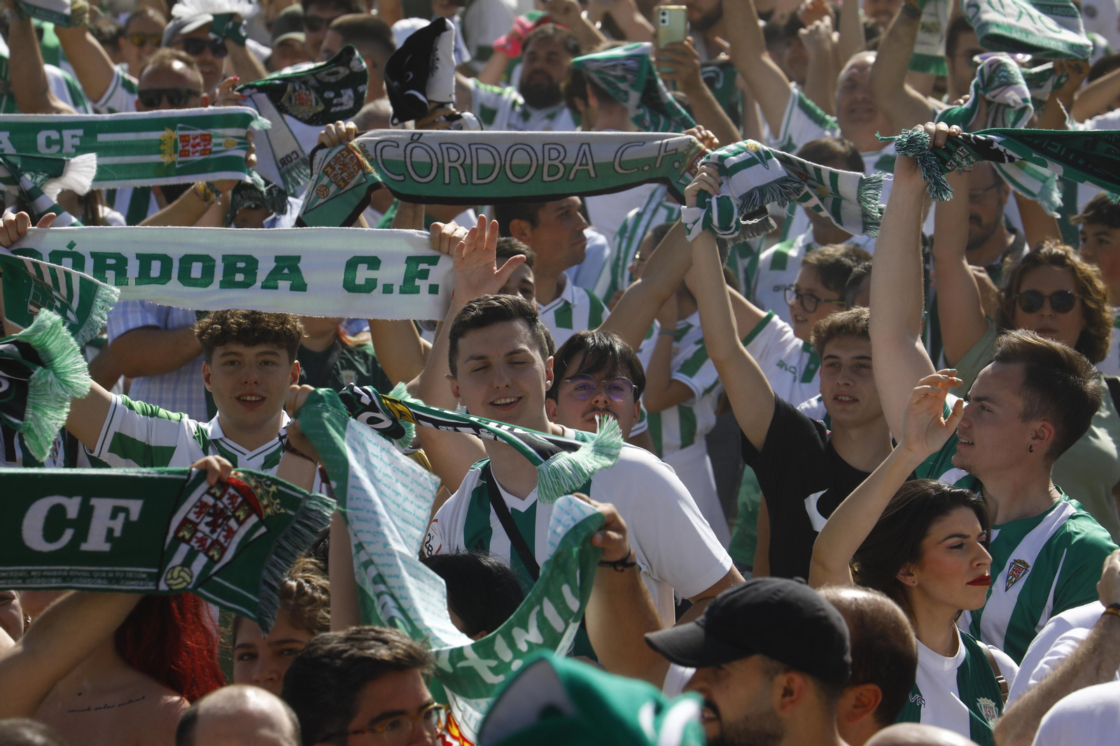 Las mejores fotos de la 'Fan Zone' del Córdoba CF antes del partido ante la Ponferradina