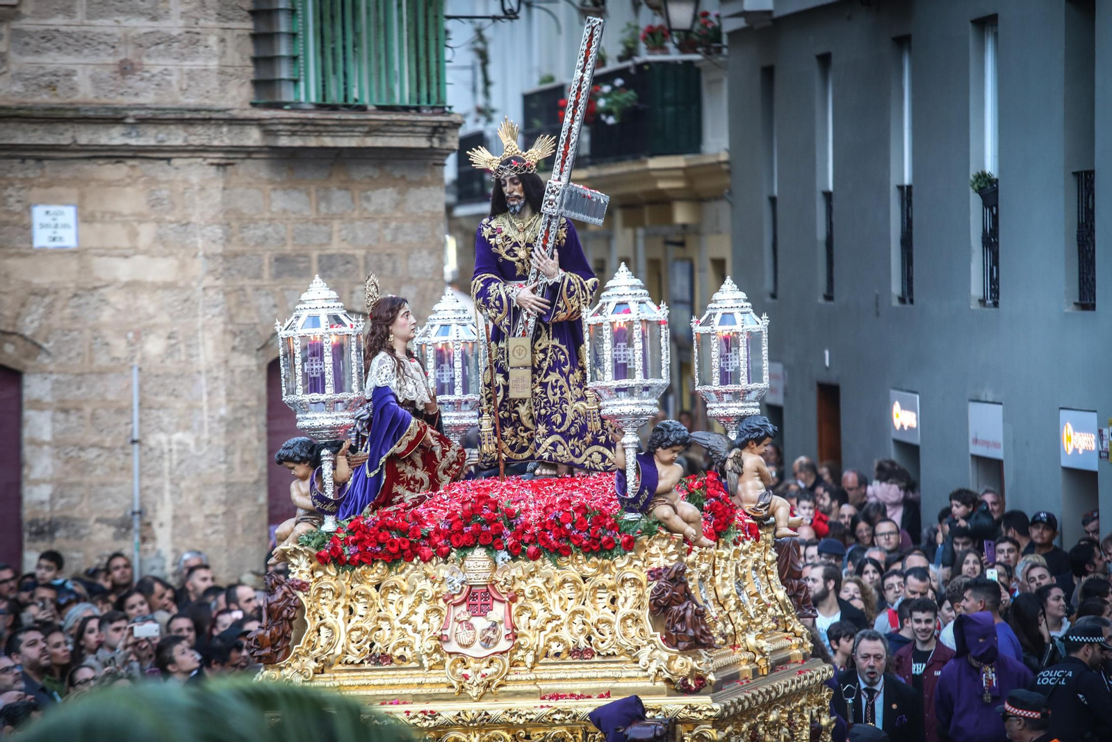 Salida procesional de la hermandad del Nazareno