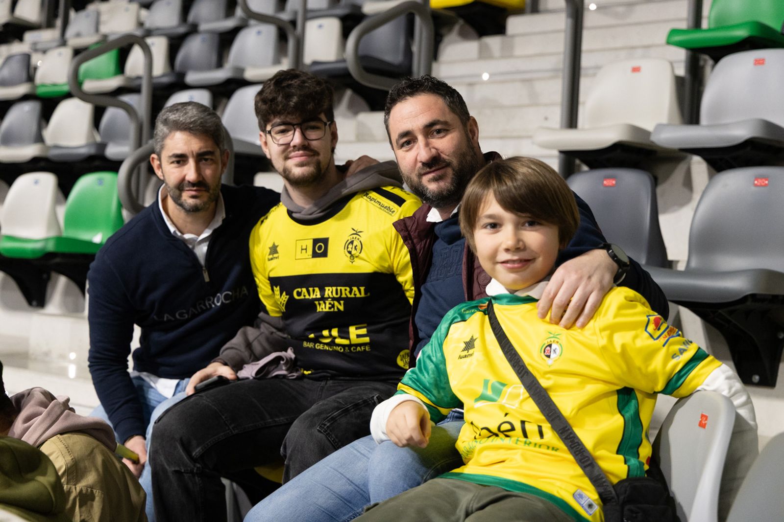 Las mejores imágenes del espectacular encuentro entre Jaén Paraíso Interior FS y Barça (3-3)