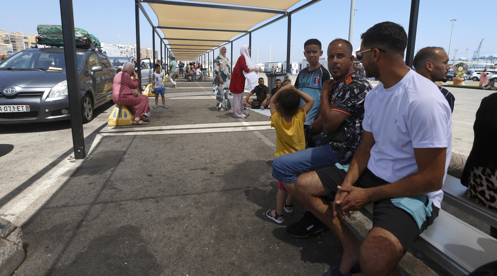 Las fotos del sábado más concurrido en la Operación paso del Estrecho en Algeciras