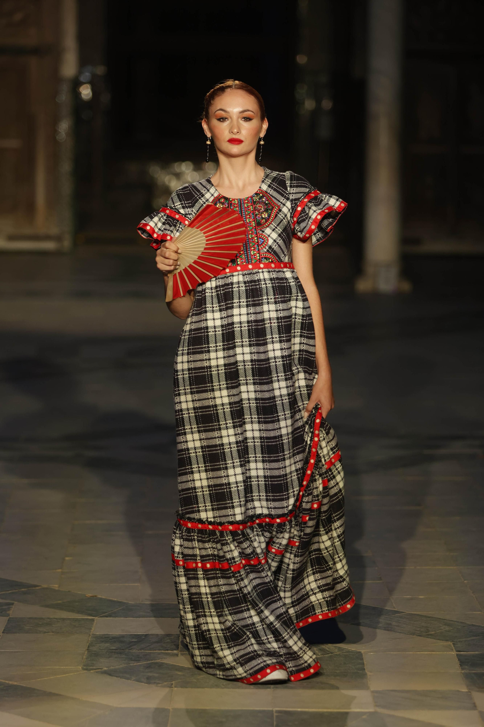 Avance de tendencias flamencas en el desfile de We Love Flamenco, las imágenes
