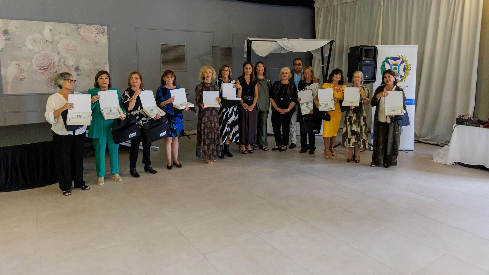 Homenaje a los jubilados en Enfermería.