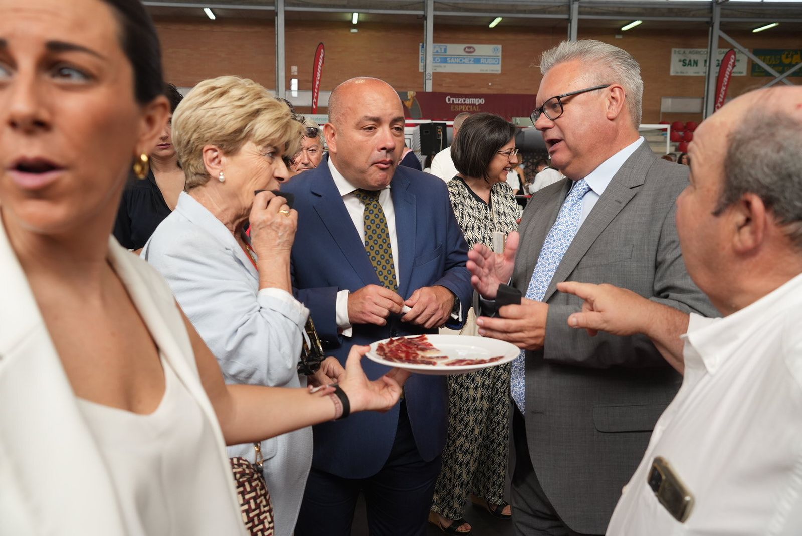 El día grande de la Feria del Jamón de Villanueva de Córdoba, en imágenes