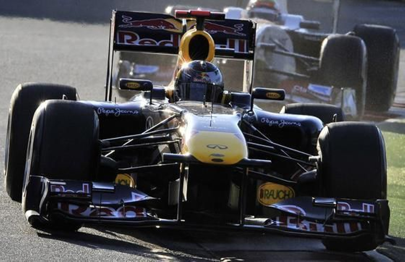 Vettel consigue su primera victoria en el Mundial de Fórmula 1.

Foto: EFE/ Reuters