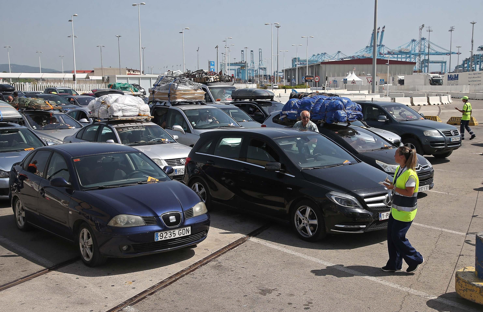 Fotos del domingo en la Operación Paso del Estrecho en Algeciras