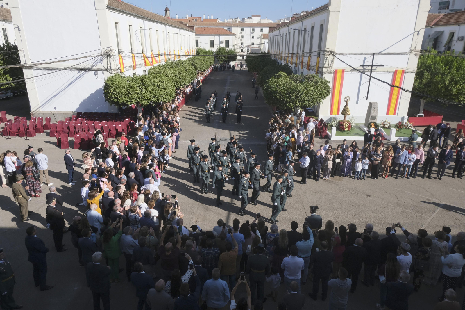 La festividad de la Virgen del Pilar en Córdoba, en imágenes