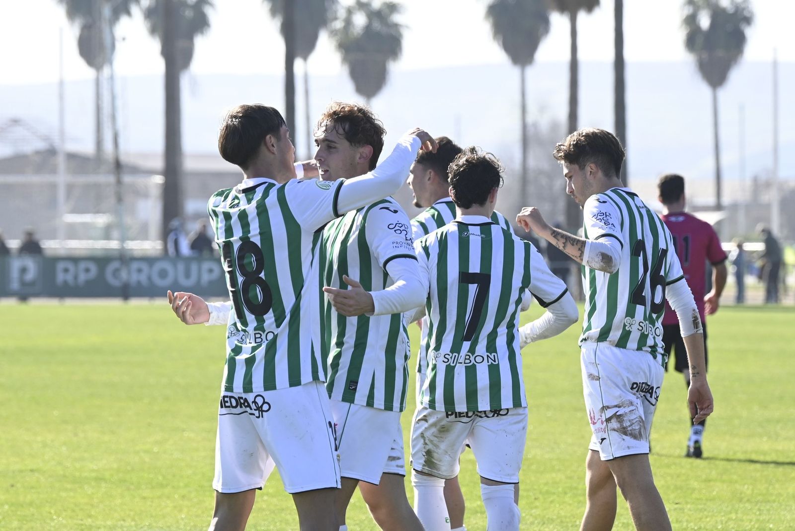 Las mejores fotos de la victoria del Pozoblanco en el derbi cordobés ante el Córdoba B