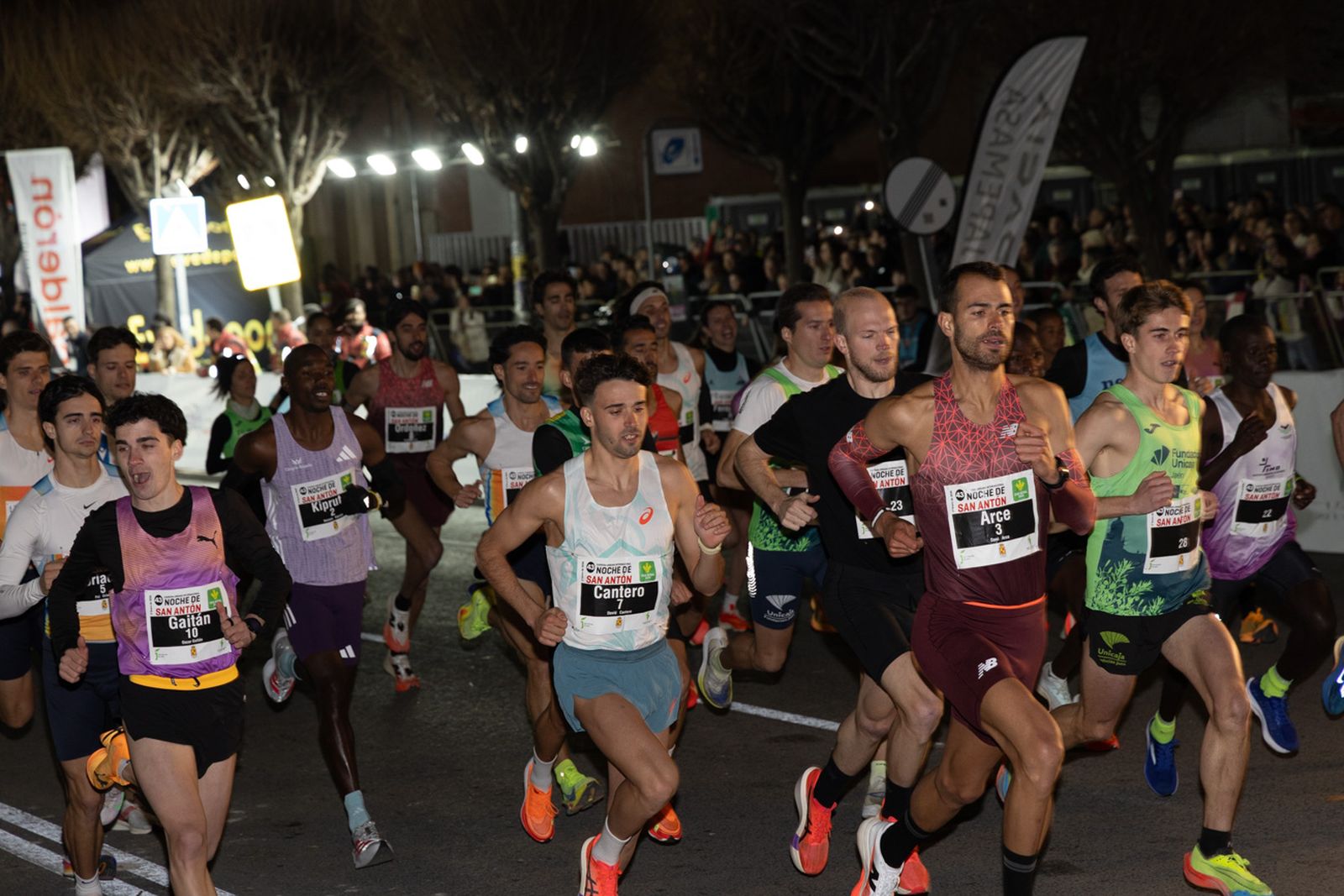 Encuéntrate en la salida de la Carrera de San Antón 2026 (1), en imágenes