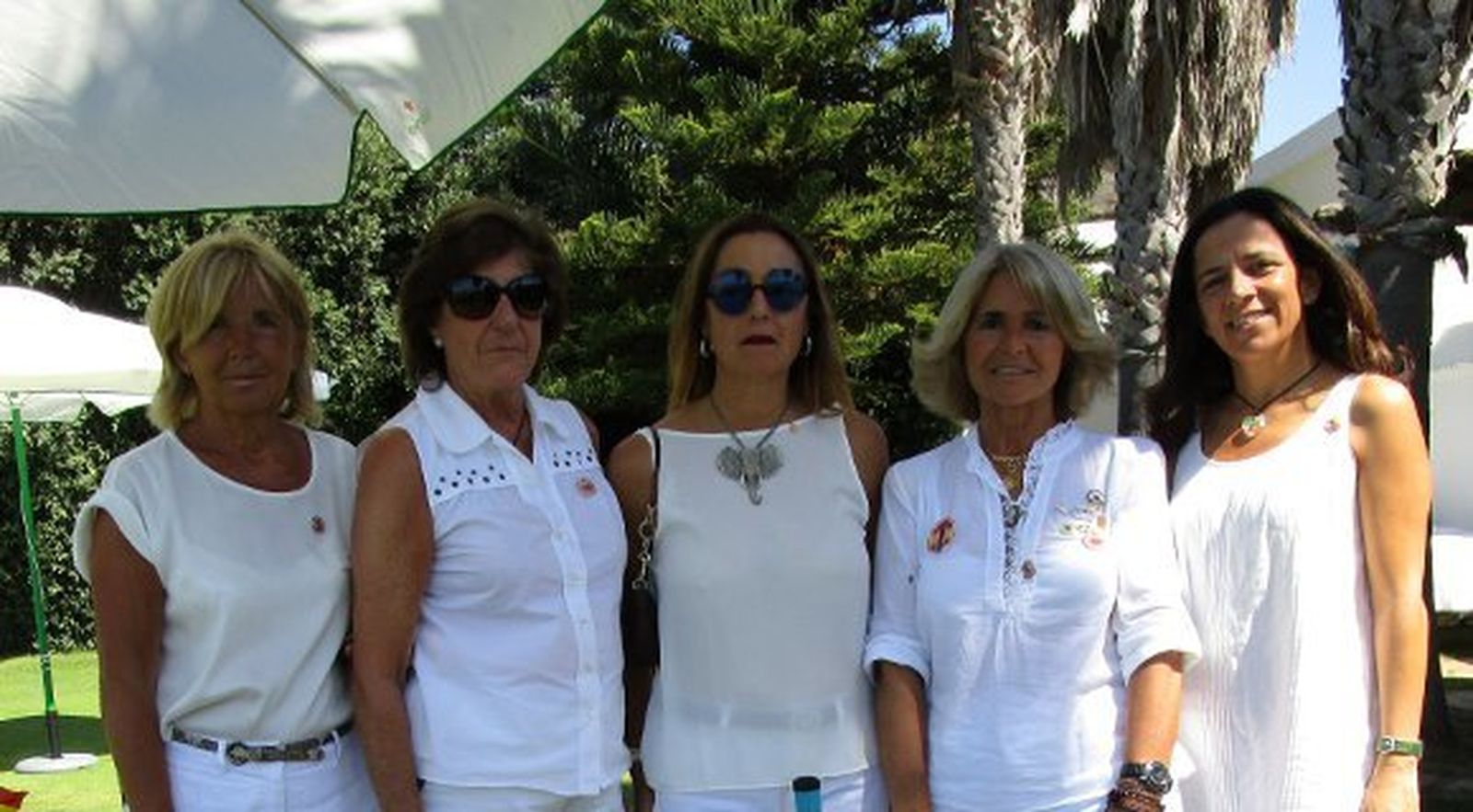 Margarita Pato, Pilar Echevarría, María Fernández Pereira, Inmaculada Florido y Lola Ruiz.  Foto: Ignacio Casas de Ciria