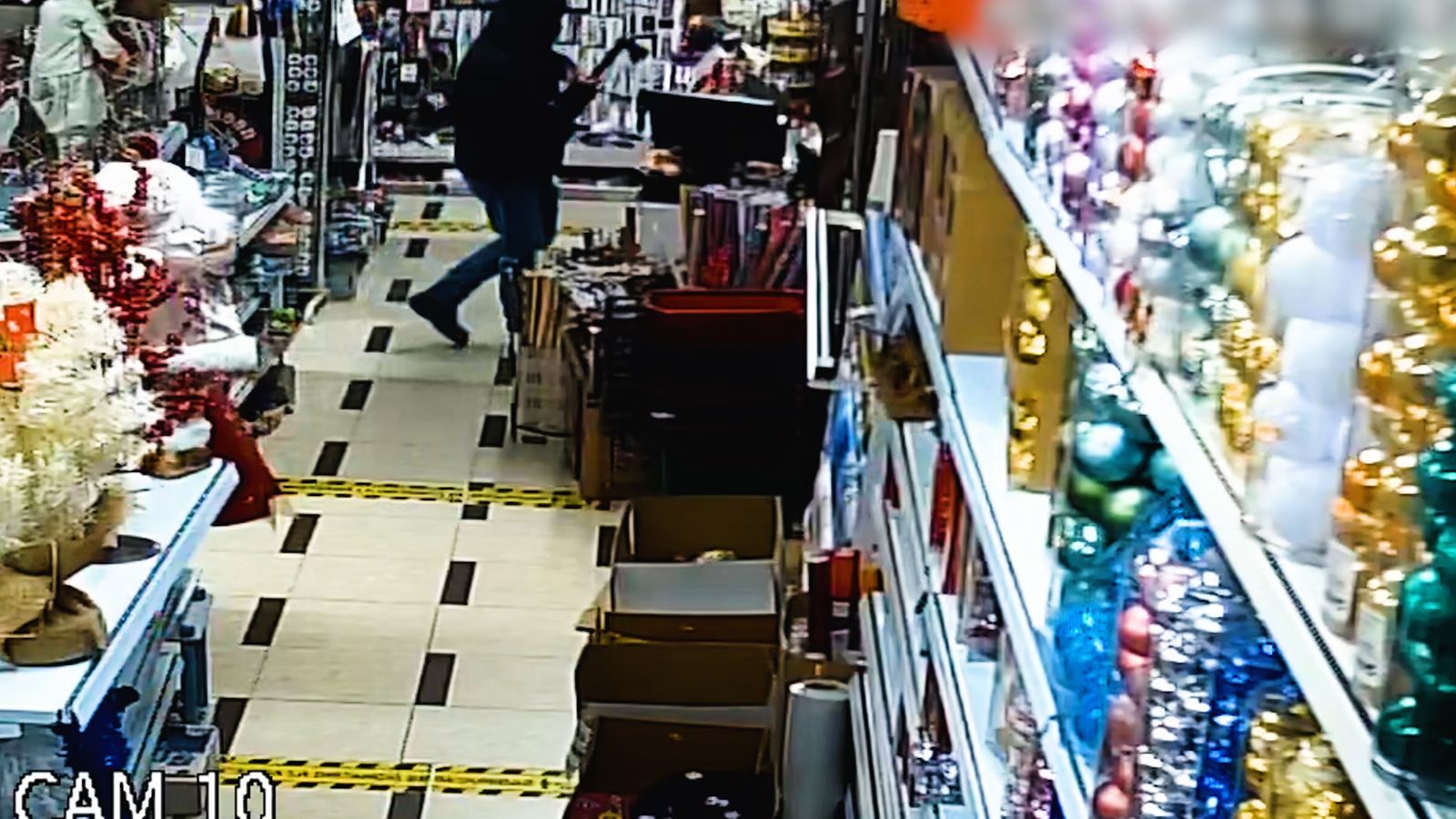 Detienen a un hombre en Tíjola por atracar un comercio con un hacha y el rostro cubierto