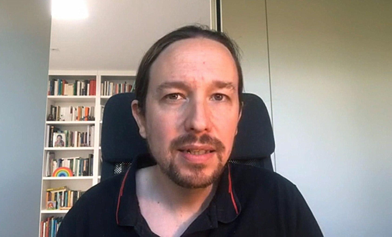 Iglesias atiza a la "derecha de berrinche" por querer influir en poderes del Estado