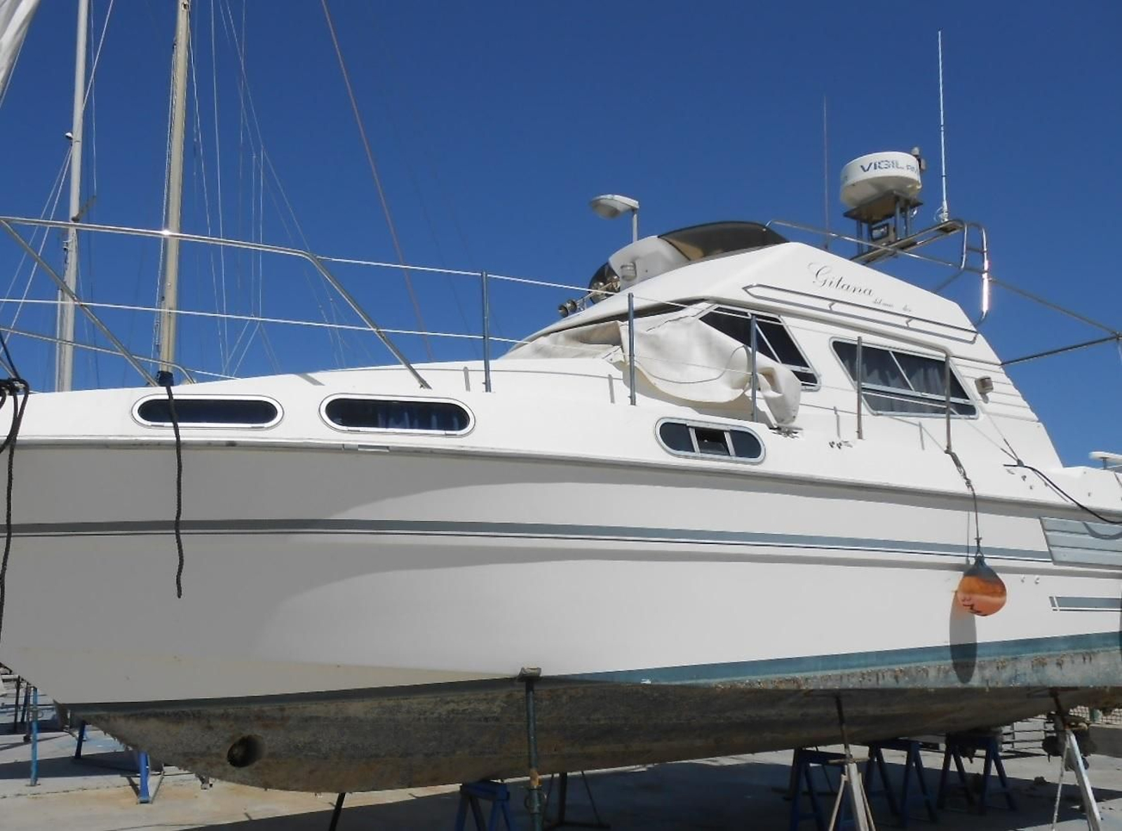 Una de las embarcaciones que saldrá a subasta.