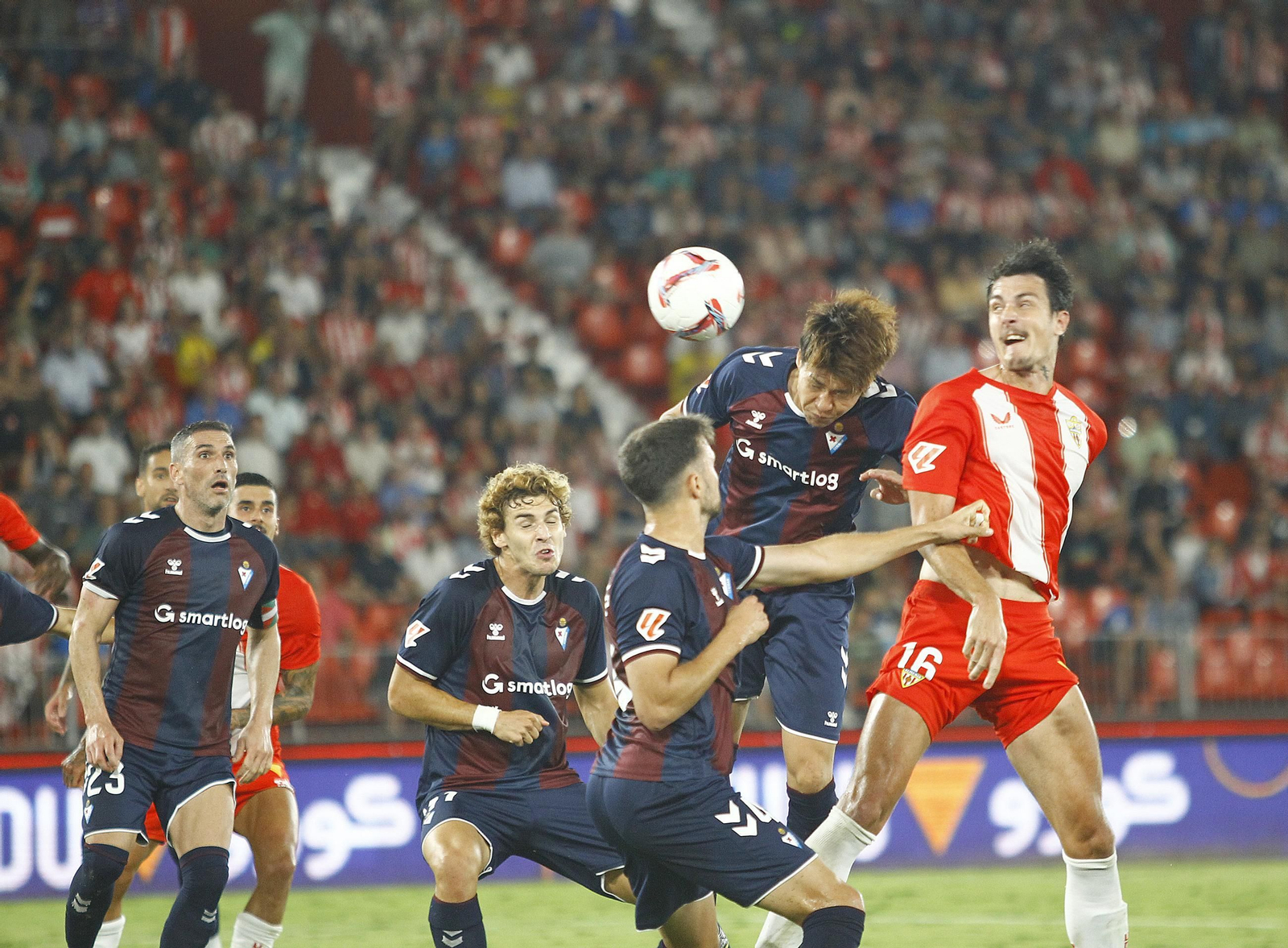Las imágenes del partido de fútbol U.D. Almería-S.D. Eibar