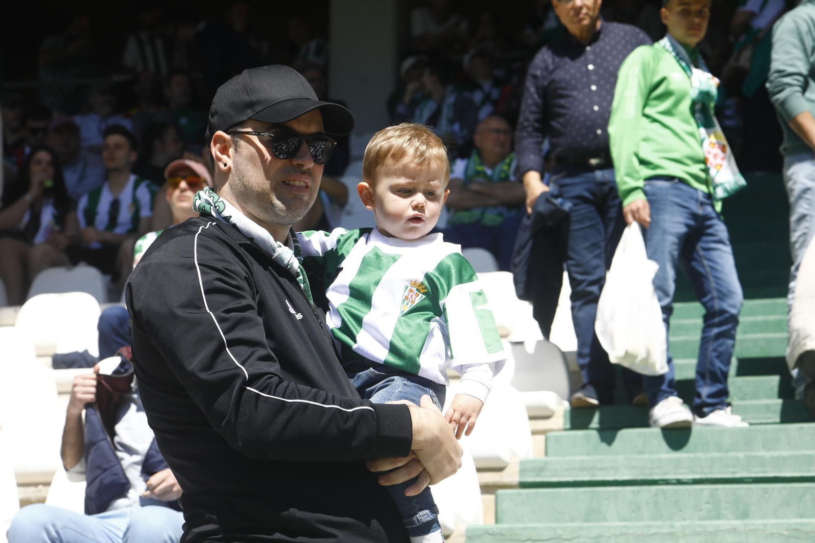 Las fotos del ambiente en El Arcángel para el Córdoba CF - Elche
