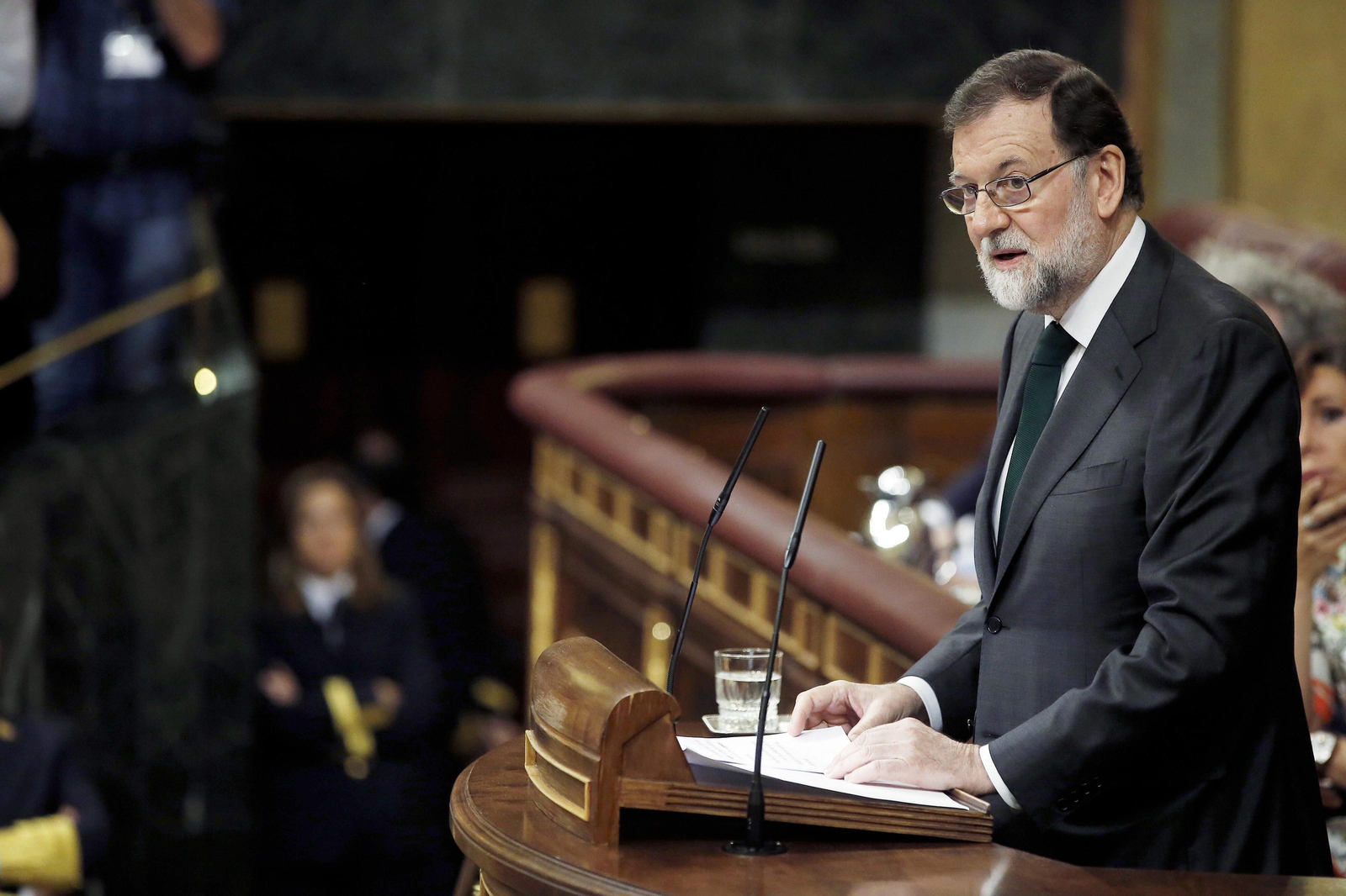 Rajoy interviene ante los diputados.