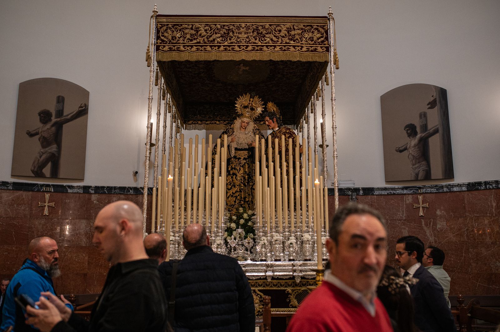 Las imágenes del besamanos del Gran Poder