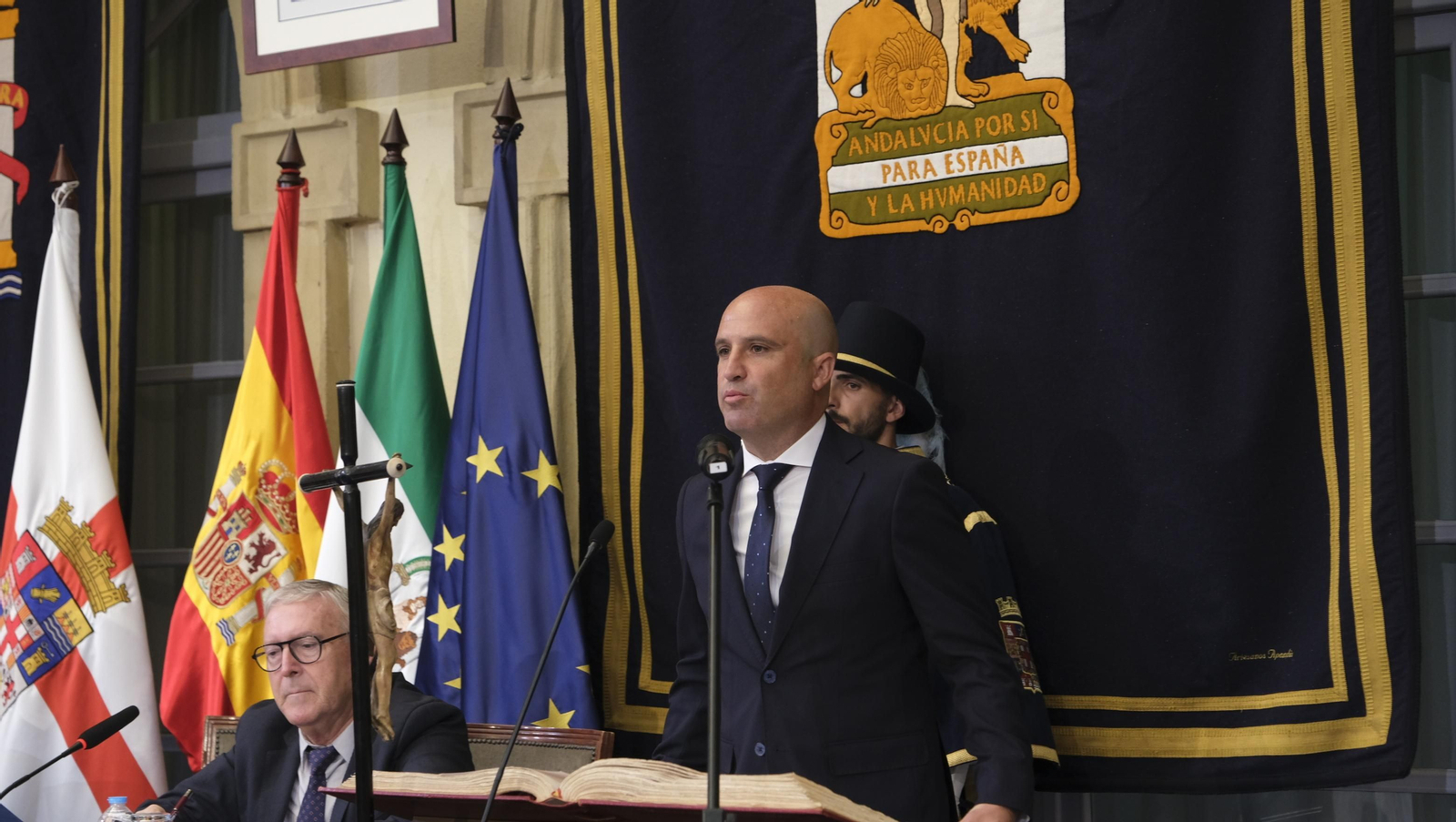 Imágenes del acto de constitución de la Diputación de Almería