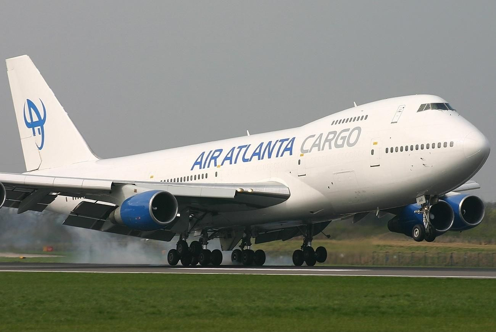 Un caballo obliga a un avión que volaba a casi 10.000 metros de altura a hacer un aterrizaje de emergencia Un caballo obliga a un avión que volaba a casi 10.000 metros de altura a hacer un aterrizaje de emergencia