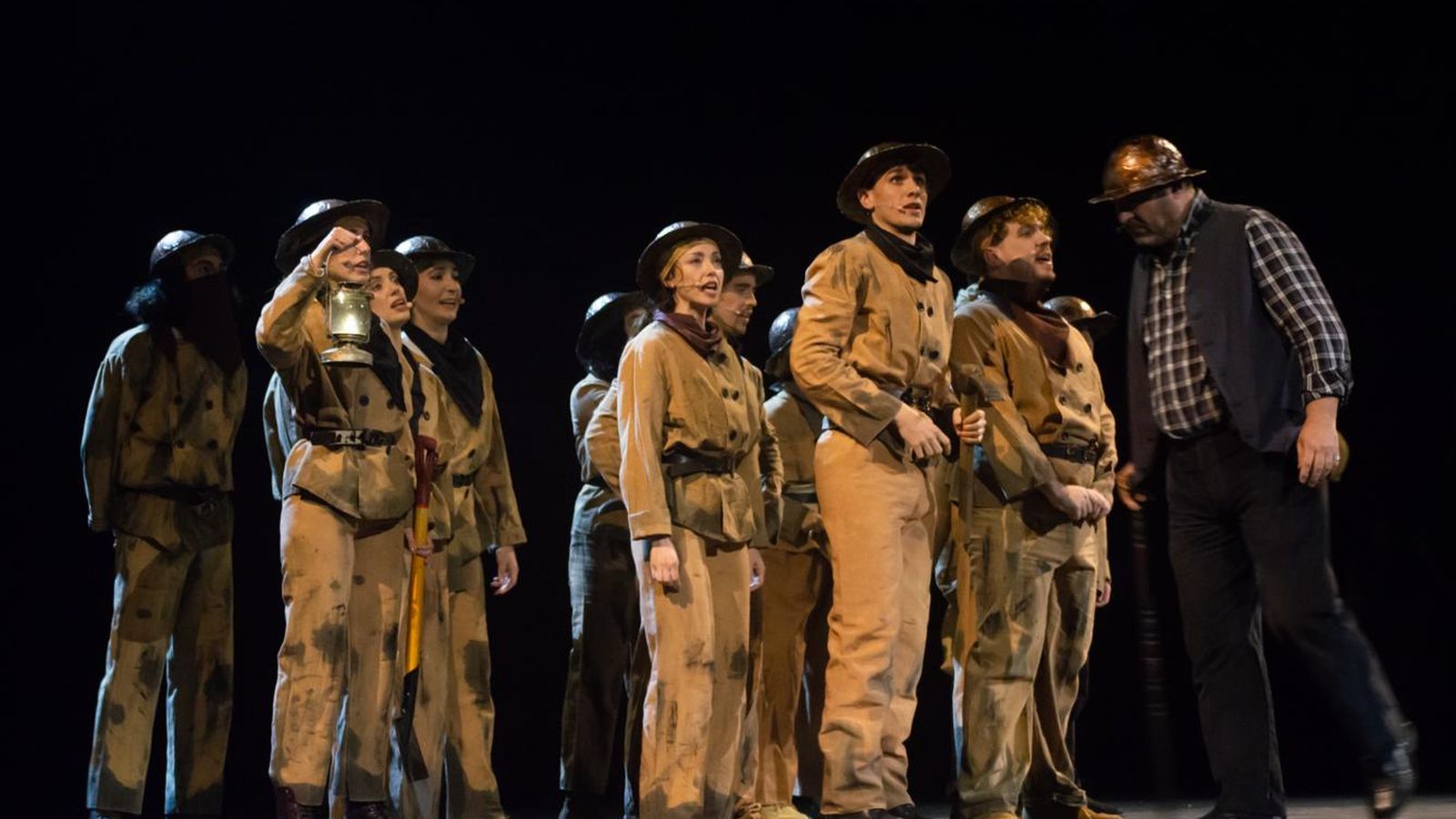 Estas actuaciones asombrarán por su épica puesta en escena, con música y voces en directo, que sin duda harán vibrar al  público.