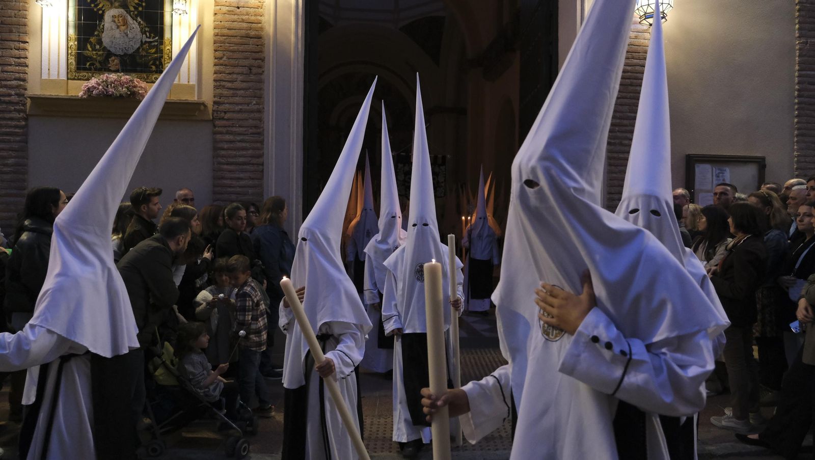 Silencio en la Semana Santa de Almería 2025