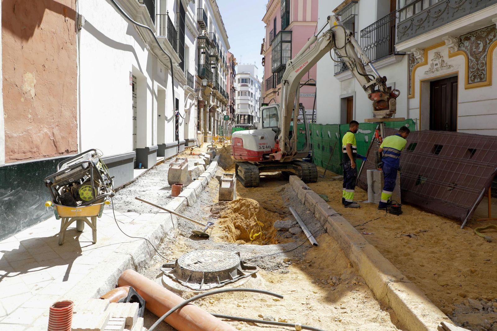 Las fotos de las obras en la calle Zaragoza de Sevilla