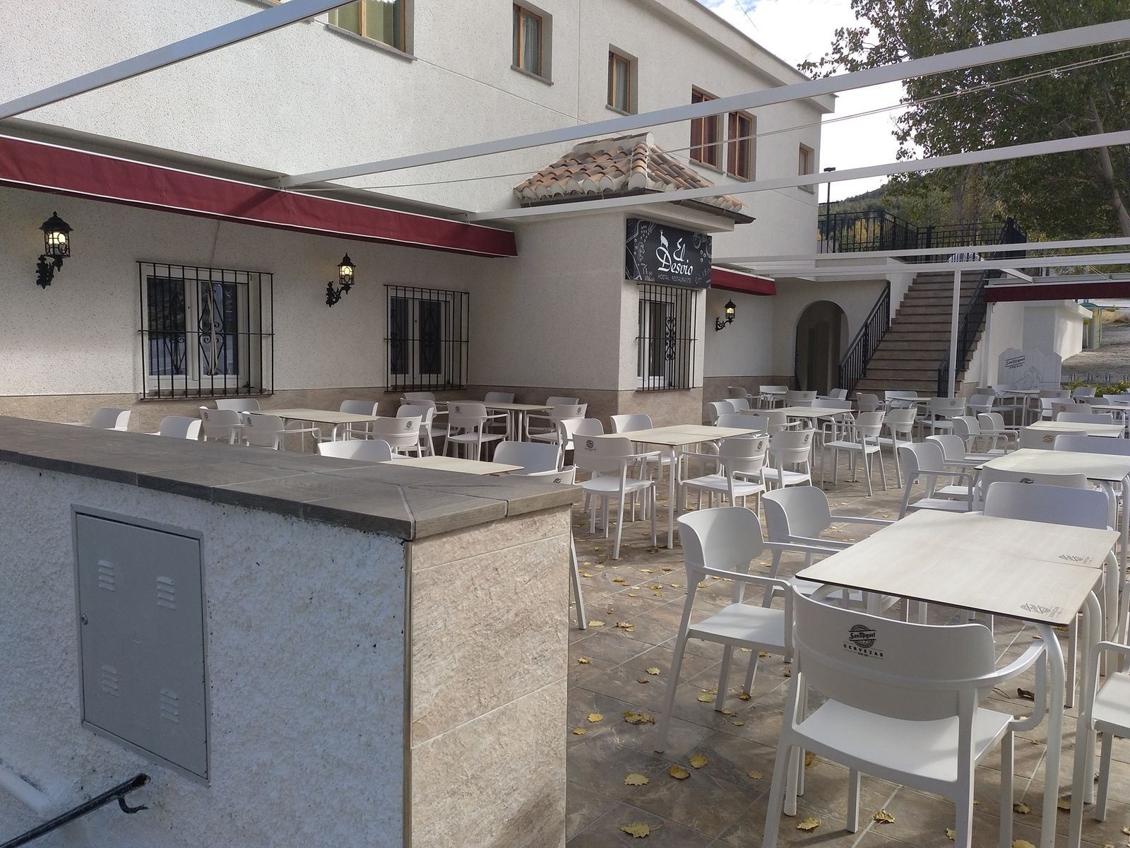 Hotel - Restaurante El Desvío (Güejar Sierra)