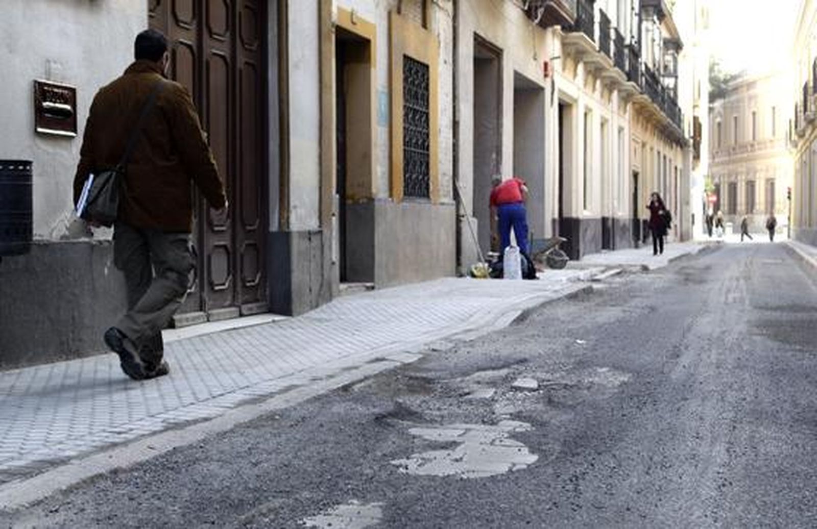 Lamentable estado del asfalto en San Vicente.

Foto: Antonio Pizarro