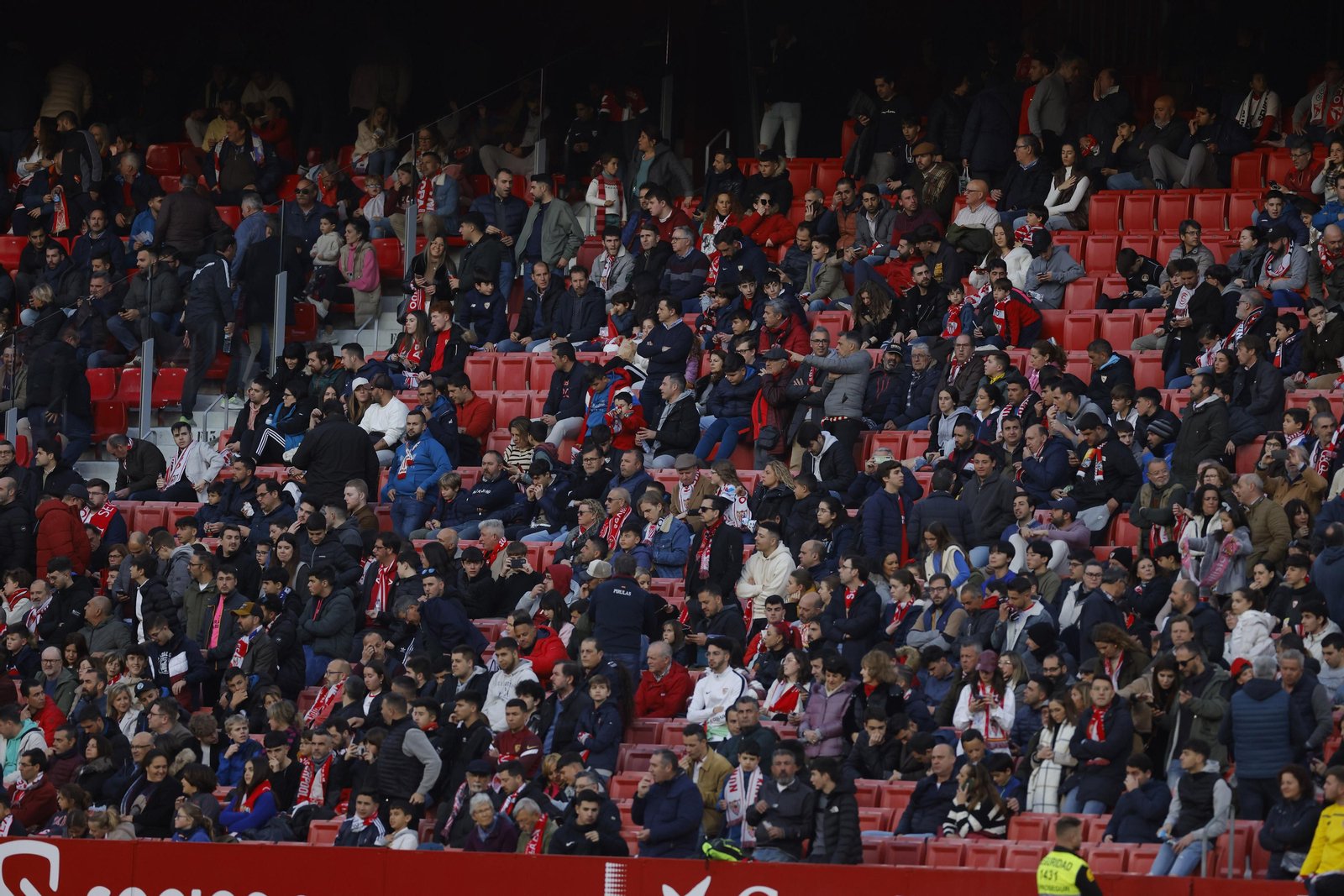 Búscate en las fotos del Sevilla-Mallorca