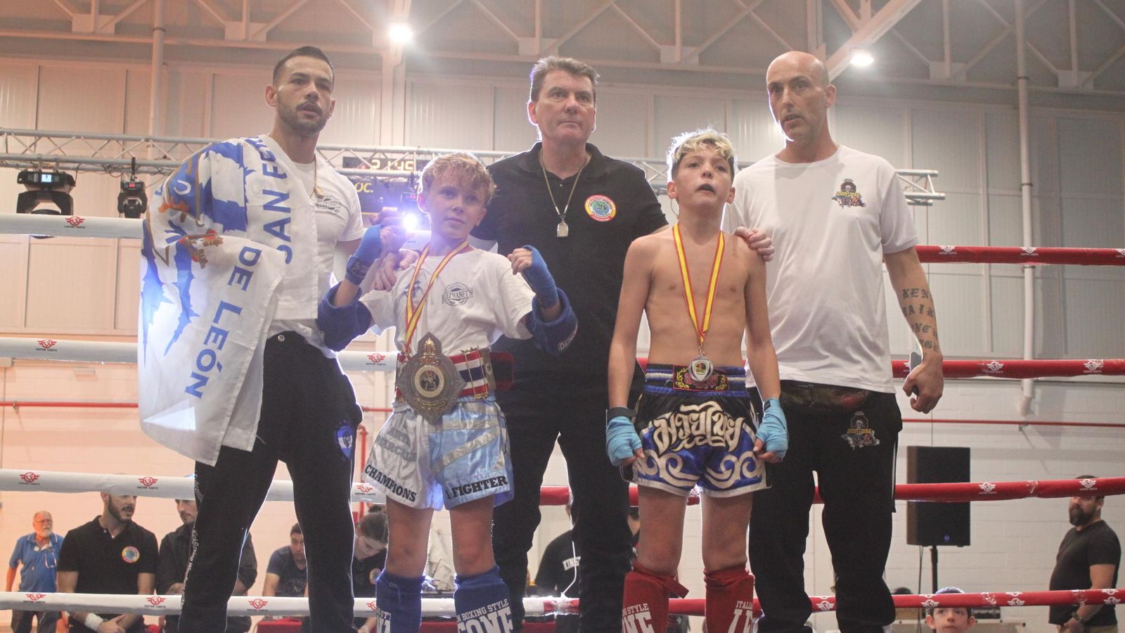 Combate por el título WMO Kids celebrado en San Fernando.