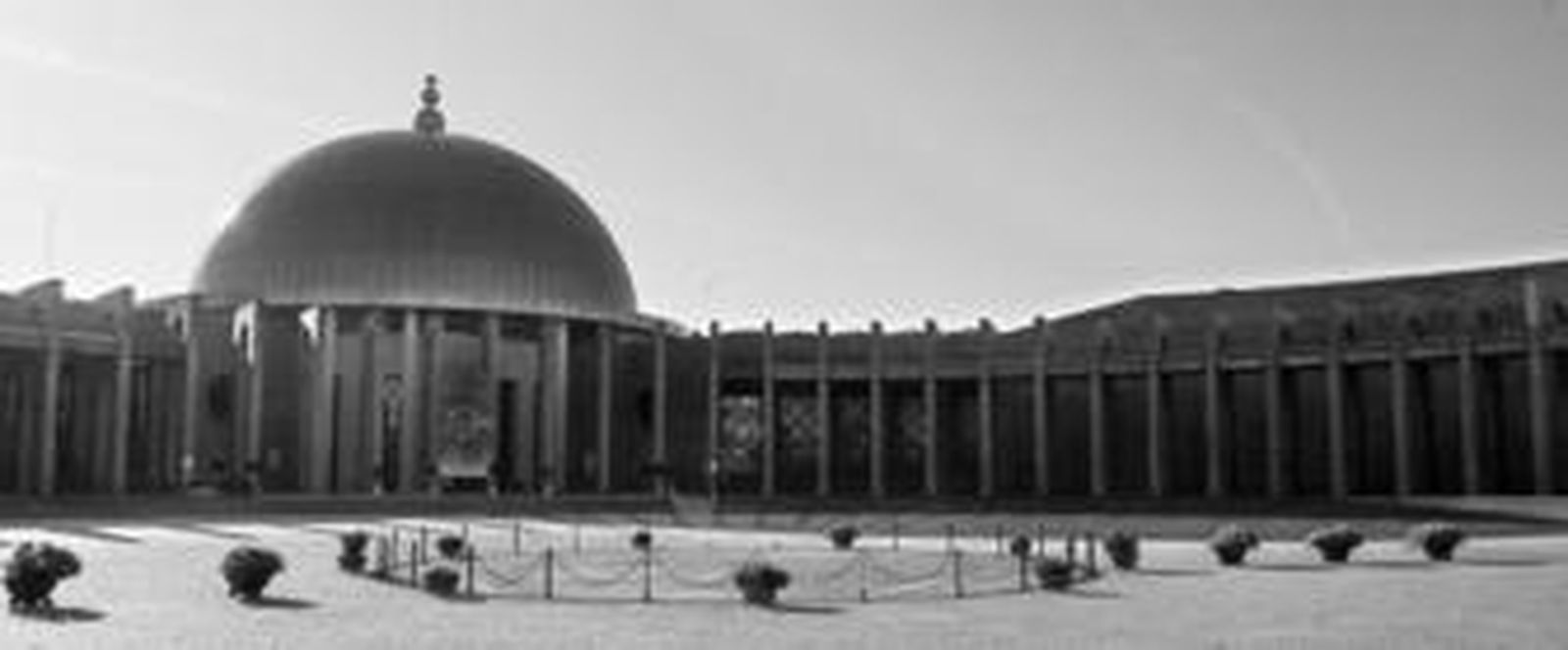 Imagen del Palacio de Exposiciones y Congresos, ubicado en Sevilla Este.
