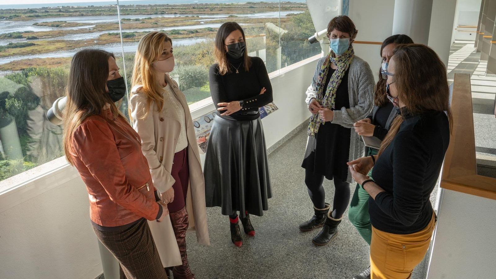 El equipo de gobierno (Cavada, Claudia Márquez y Regla Moreno) , en una imagen con el entorno natural del Parque de fondo. El equipo de gobierno (Cavada, Claudia Márquez y Regla Moreno) , en una imagen con el entorno natural del Parque de fondo.