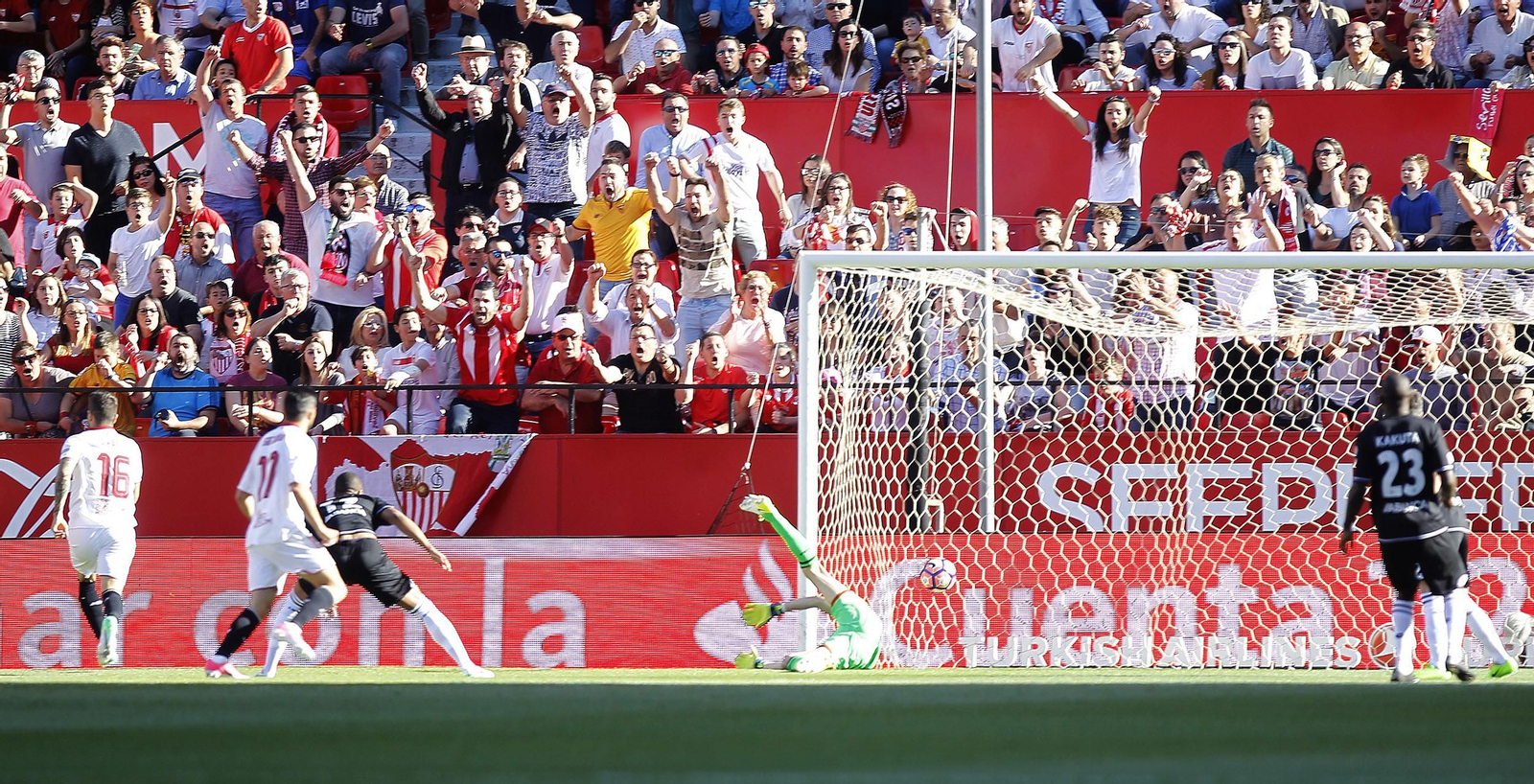 El Sevilla FC-Deportivo de La Coruña, en imágenes