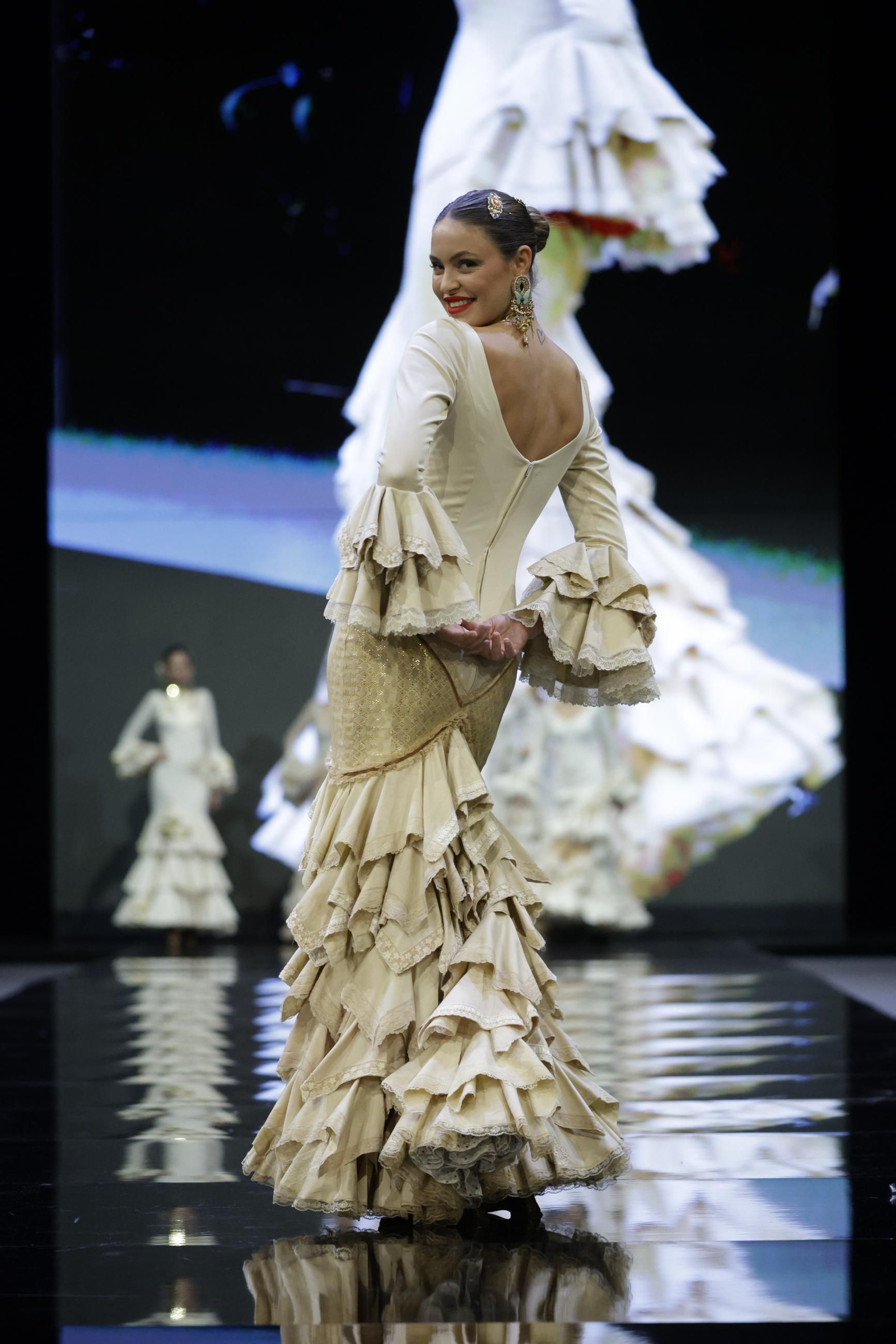 El desfile de Aurora Gaviño en SIMOF 2025, todas las fotos