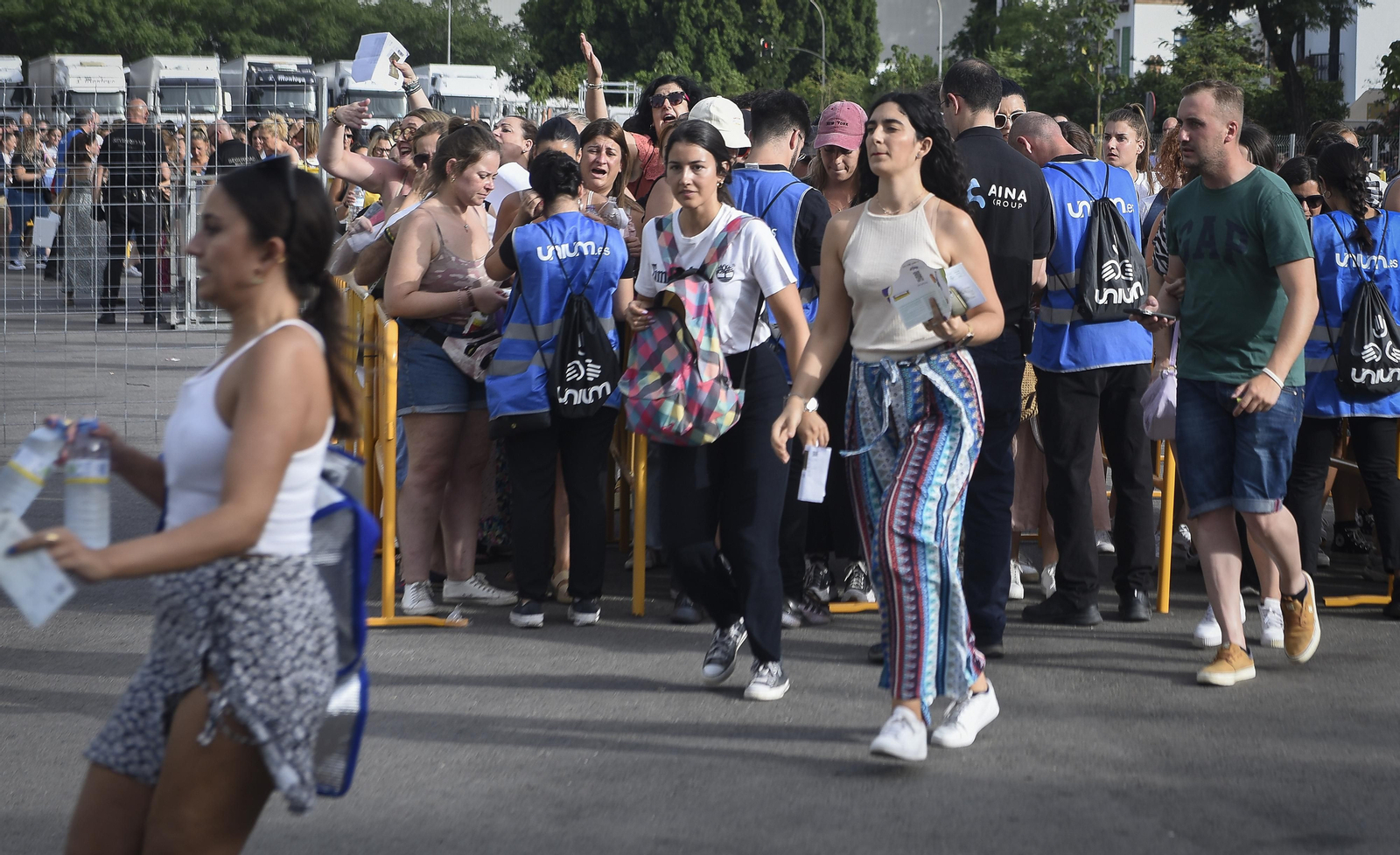 Las imágenes del ambiente en la entrada del concierto de Alejandro Sanz Las imágenes del ambiente en la entrada del concierto de Alejandro Sanz