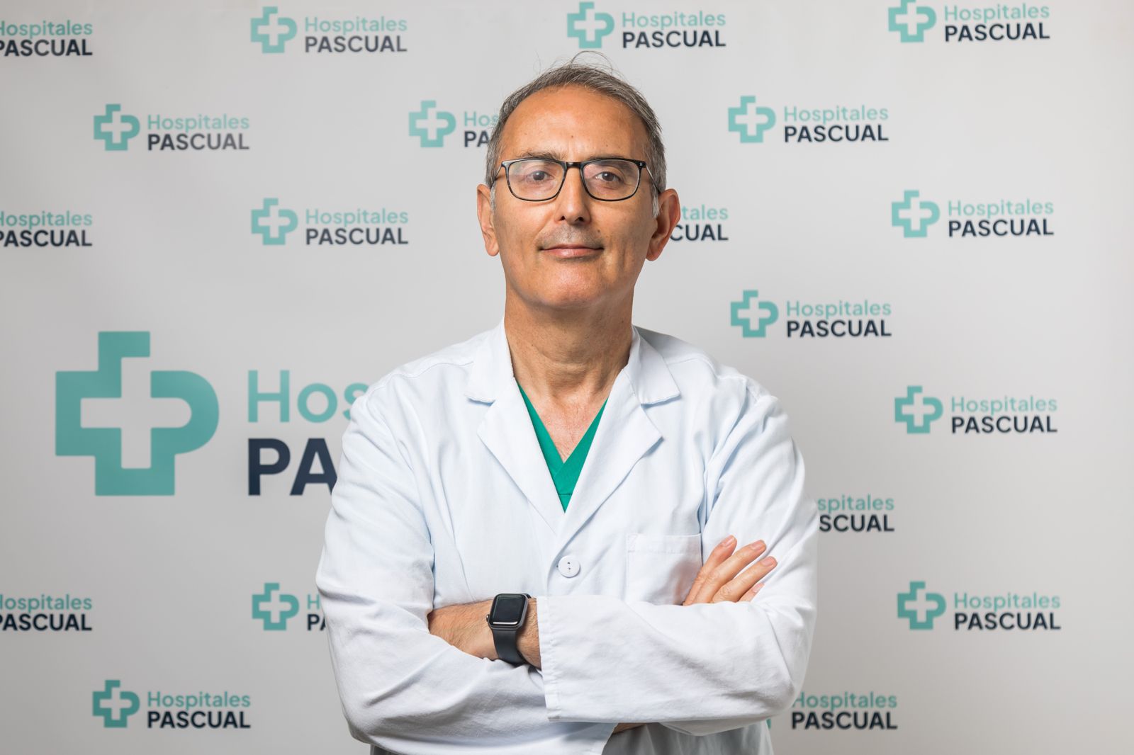 El Doctor Alejandro López Suárez, médico internista en el Hospital Pascual Virgen del Camino.